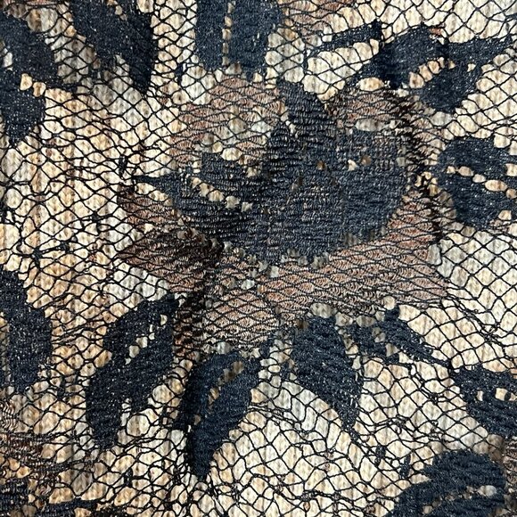 Simultaneous Black Tan Ribbed Sweater Italian 44 U.S. Size Medium Lace Sleeves - Picture 5 of 11